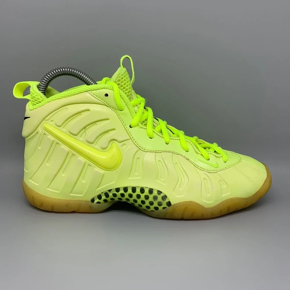 Nike Little Posite One Volt Basketball Shoes CW1593-702 Yth Sz 4Y Women's Sz 5.5